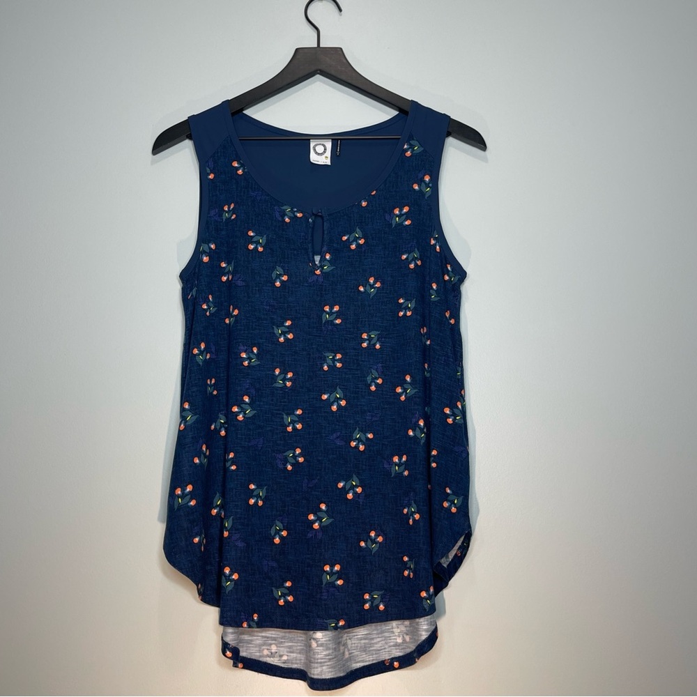 AKEMI + KIN Anthro Women's Navy Blue Floral Tank Top Keyhole Front Size Small